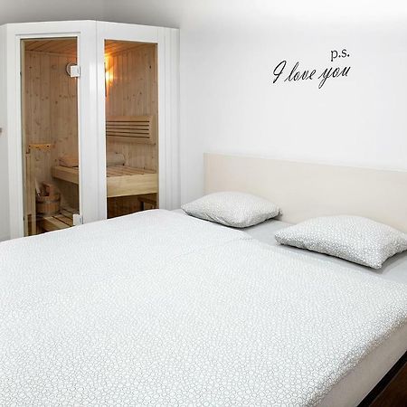 Sauna - Flexible Selfcheckins 6 - Zagreb - Garage - Electric Vehicle Ccharger - Loggia - New - Luxury - Apartments Repinc 6 Εξωτερικό φωτογραφία